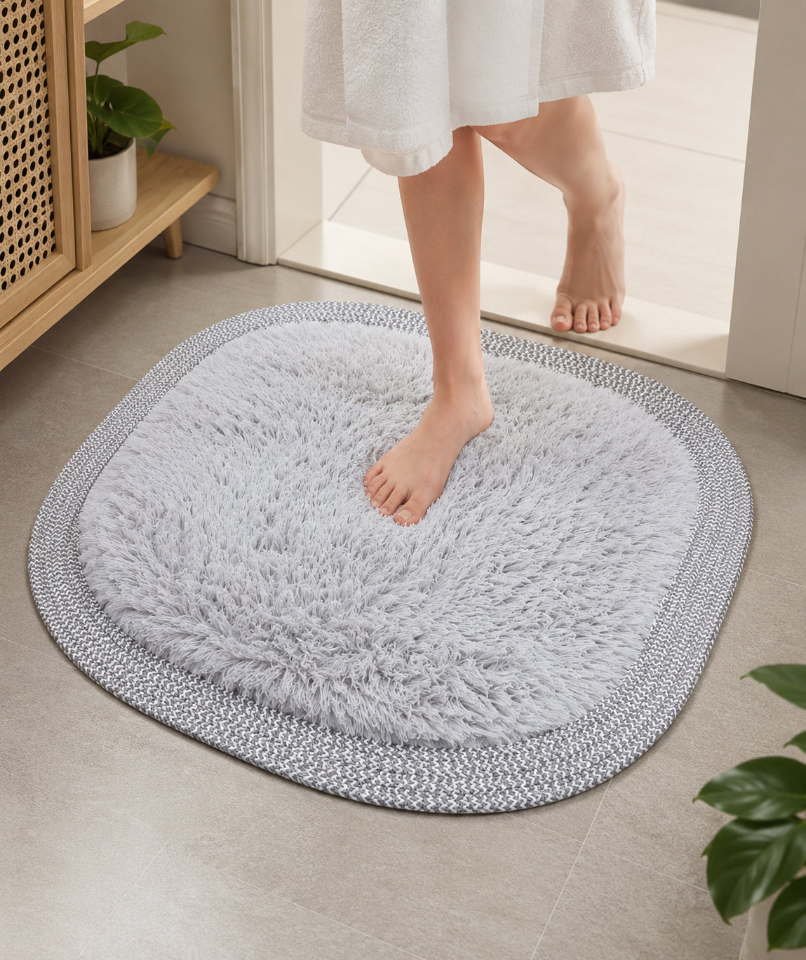 Ultra Soft Shaggy Floor Mat with Non-Slip Backing, Washable Plush Rug for Bedroom, Living Room, Bathroom, Kitchen & Entryway